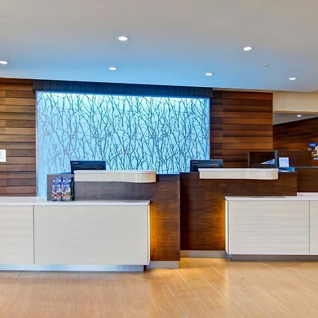 Fairfield Inn & Suites By Marriott Камлупс Екстериор снимка