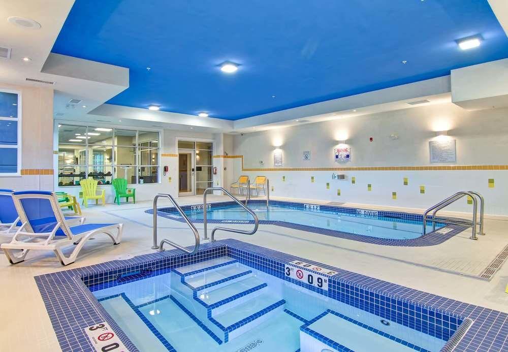 Fairfield Inn & Suites By Marriott Камлупс Екстериор снимка