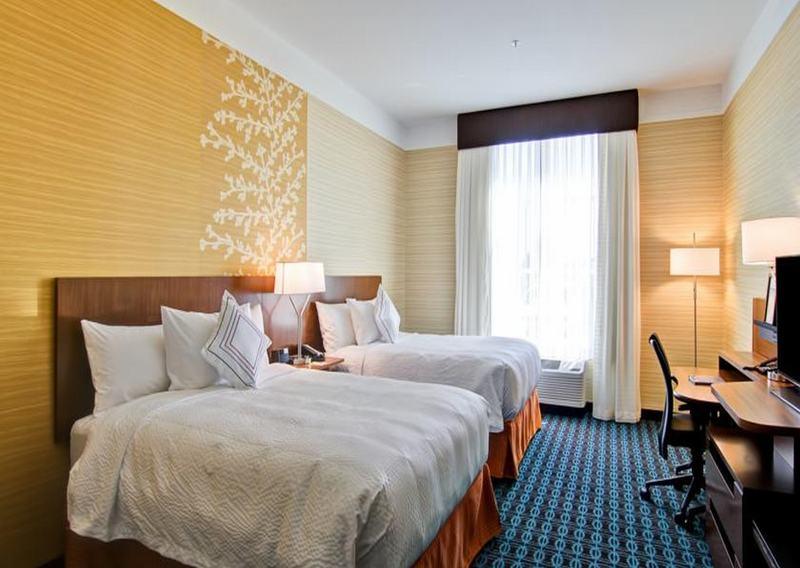 Fairfield Inn & Suites By Marriott Камлупс Екстериор снимка