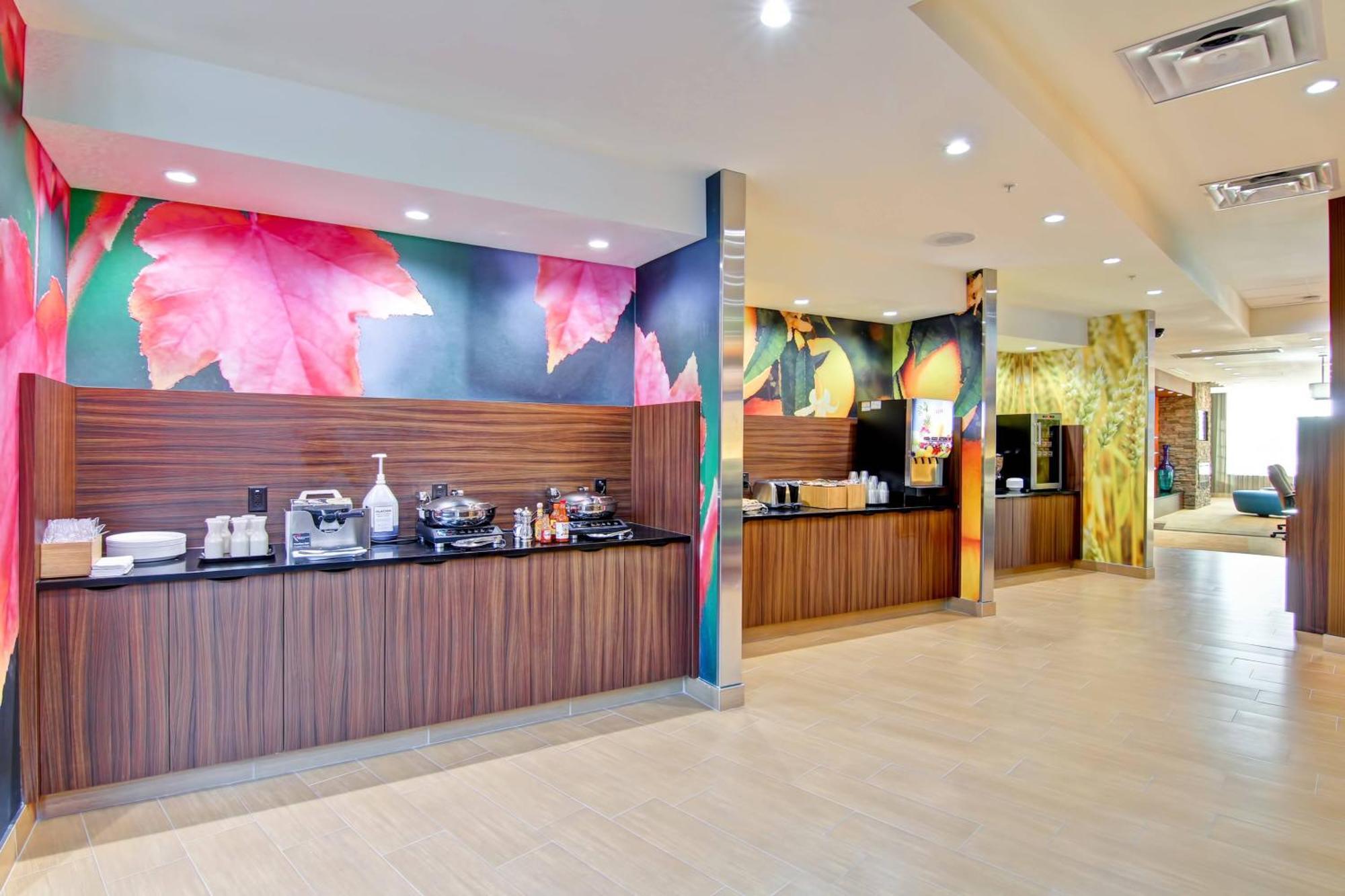 Fairfield Inn & Suites By Marriott Камлупс Екстериор снимка