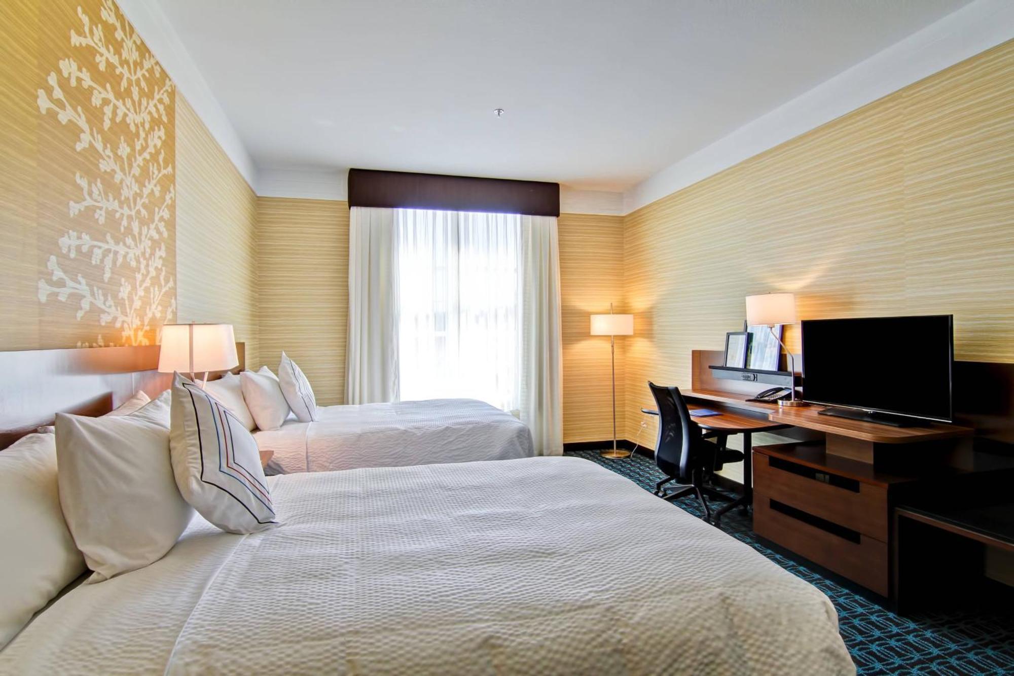 Fairfield Inn & Suites By Marriott Камлупс Екстериор снимка