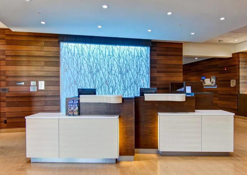 Fairfield Inn & Suites By Marriott Камлупс Екстериор снимка