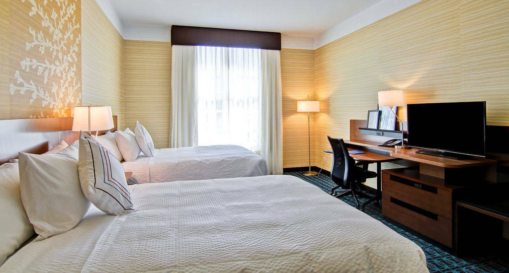 Fairfield Inn & Suites By Marriott Камлупс Екстериор снимка